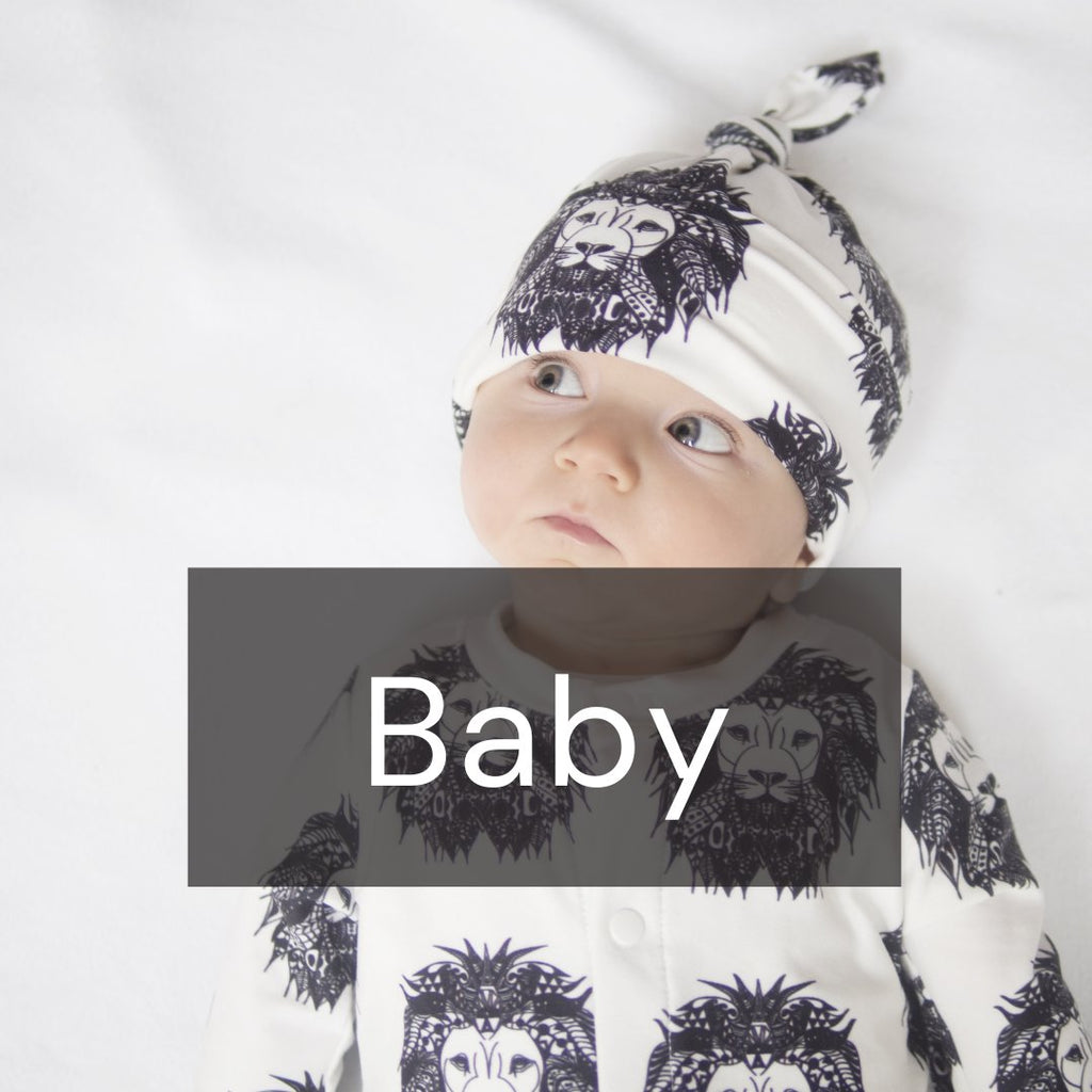 baby boy wearing Lottie & Lysh Marble Tri romper