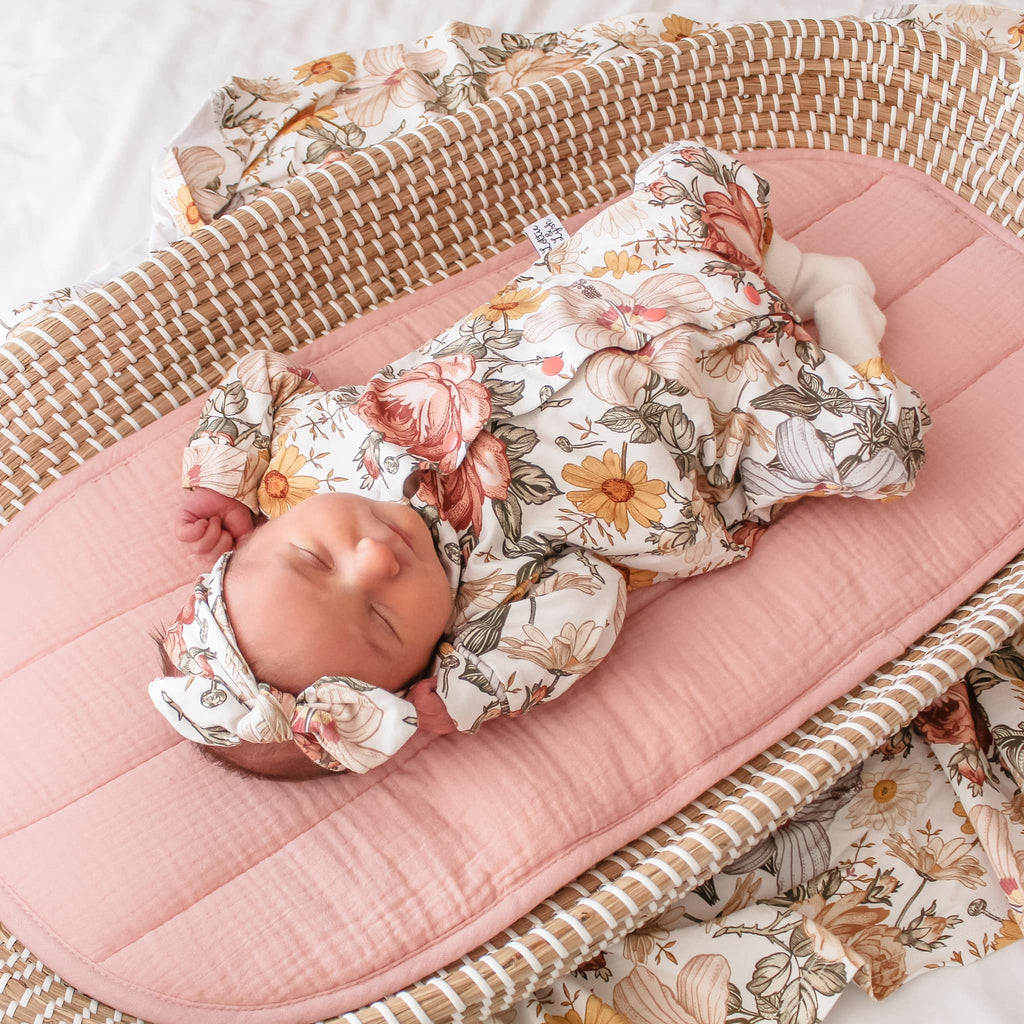 Floral baby girl coming home outfit by Lottie & Lysh
