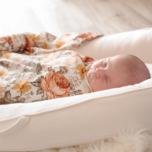 Newborn swaddle best sale blanket and hat